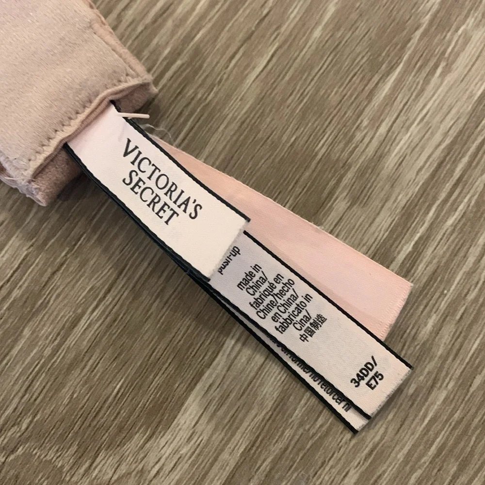 VICTORIA’S SECRET Push Up Bra in Nude and Silver Bejewelled Straps - Picture 4 of 6